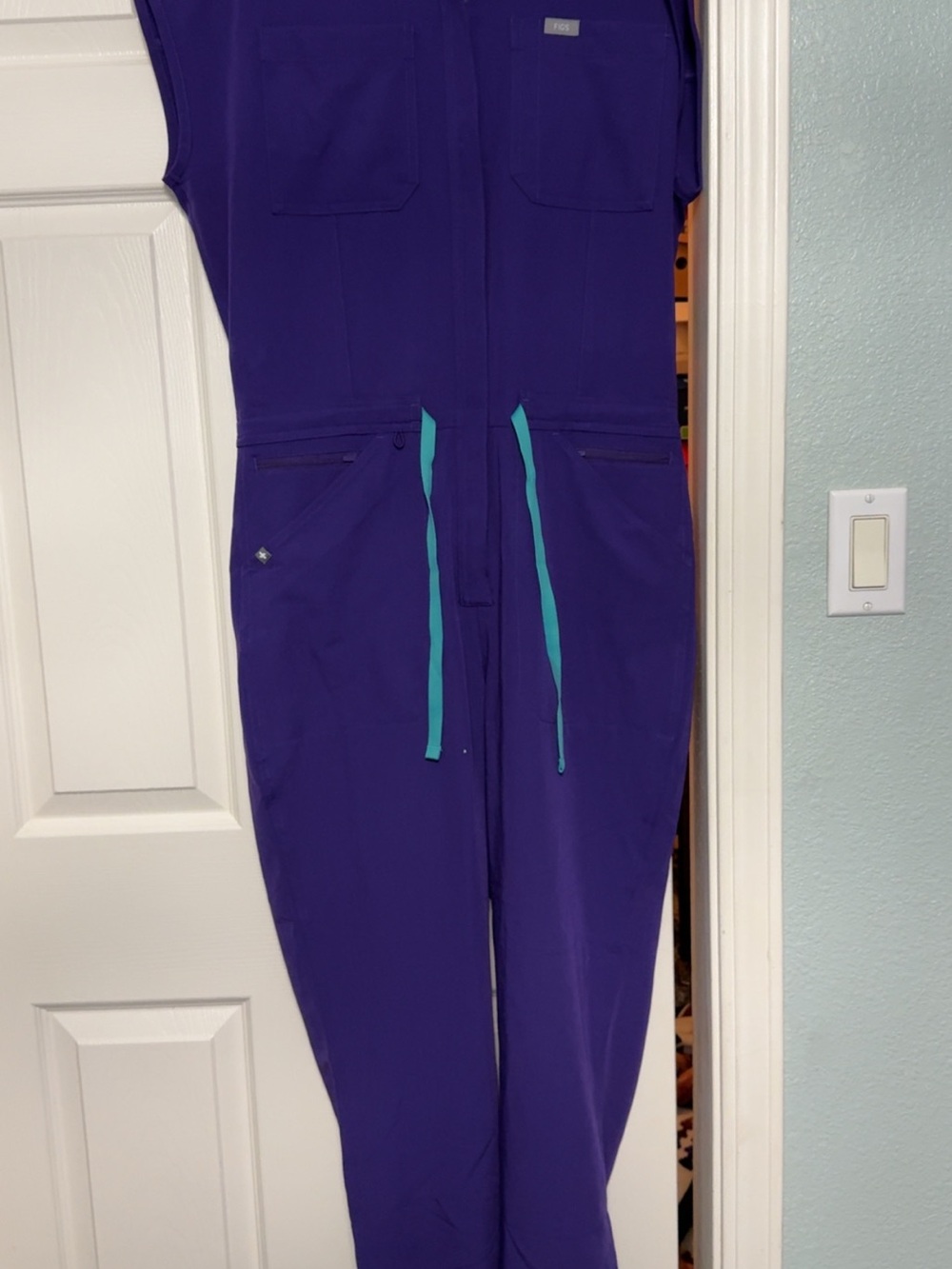💜 FIGS Purple Scrub Jumpsuit Medium Tall– New Without Tags 💜